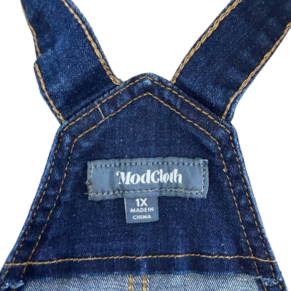 MODCLOTH Blue Dark Wash Bib Overall Jeans Shorts 1X - Picture 3 of 8
